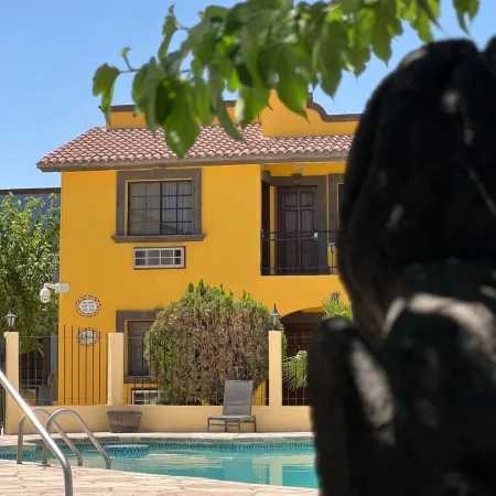 Hotel Suites El Paseo