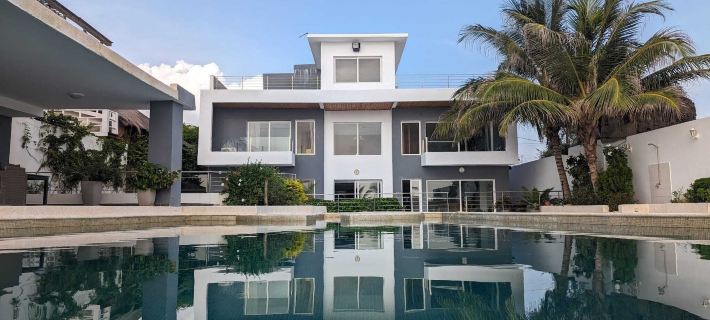 Villa Somone Pied Dans L'eau Hôtels à&nbsp;: M'bour
