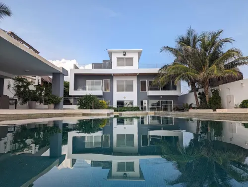 Villa Somone Pied Dans L'eau - navette aéroport