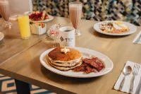 La Pinta Hotel - breakfast
