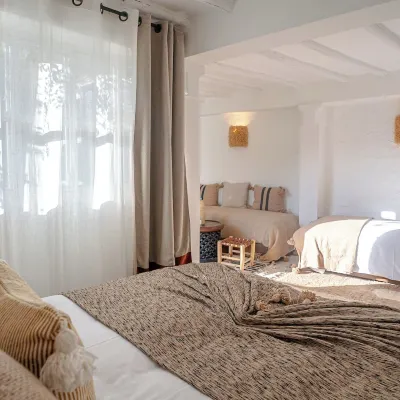Riad Dar Zioui Hotels near Boucharouite Museum