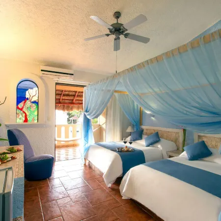 Chez Waffle Hotel