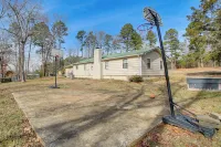 Meech Legacy House Southern Charm & Cozy Comfort - 2-Star