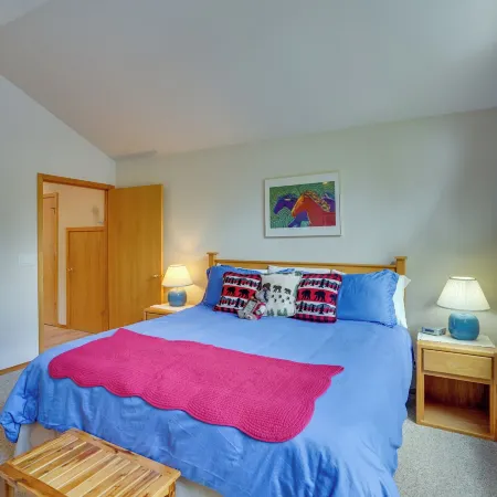 Sunriver Getaway w/ Sharc Waterpark Passes!