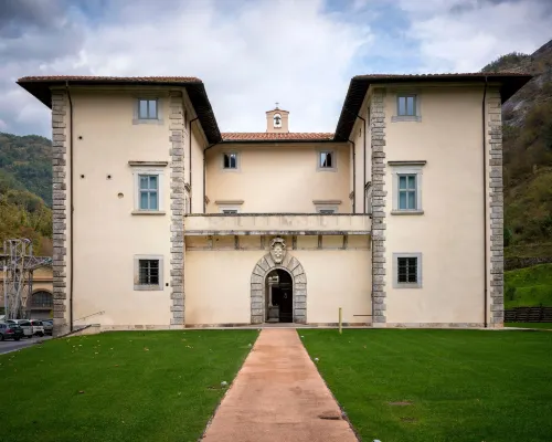 Casa Al Ponte dei Marmi - Few KM to Sea - Happy Rentals Hotels in Seravezza