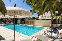Hotel La Garrigue & Pool - piscina