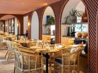 Novotel Luxembourg Kirchberg Hotels near Dommeldange Train Station