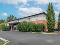 Countryside Stay Near Albi Vineyard - Apartments