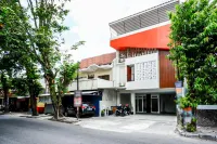 RedDoorz Near Sleman City Hall 2