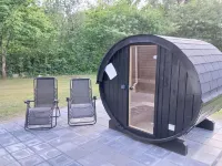 "Calli" Hotels in Give