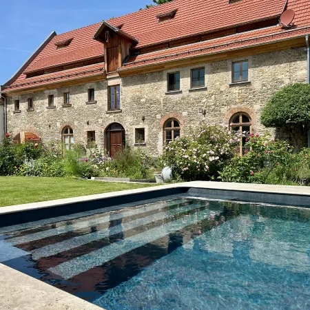 Historischer Kornspeicher Mit Pool am Selketal, Natururlaub im Harz Отели в г. Фалькенштайн