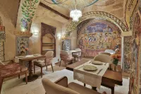 Elika Cave Suites Cappadocia ,Curio Collection by Hilton - breakfast
