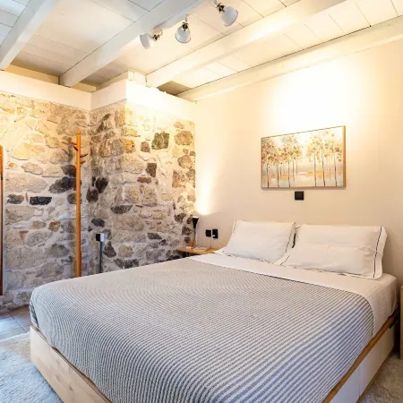 Limni Stone Apartments