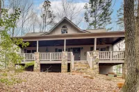 Private Hot Tub, Community Perks! Big Canoe Escape - de charme
