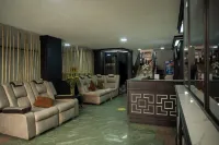 โรงแรมเอลดุเกอินเตอร์นาซิออนัล - ที่มีบาร์
