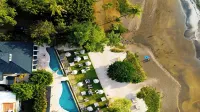 Vibrant 3-Bedroom Condo with Resort Amenities, Pools & Beach Club Access - Pools
