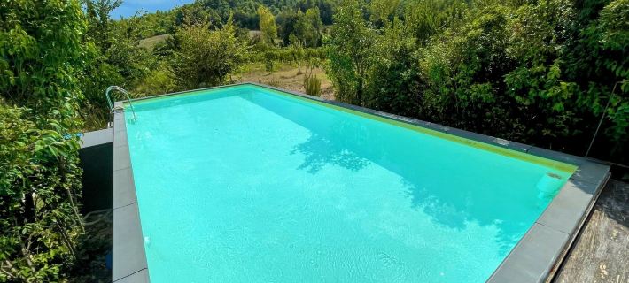 Umbrian Paradise Contains 5 Bedrooms with Private Pool and Stunning Views Hotels in Spoleto