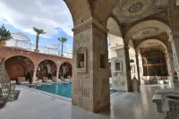 Elika Cave Suites Cappadocia ,Curio Collection by Hilton - 5 Yıldız