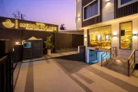 HOTEL MEERA PALACE - 2-Star