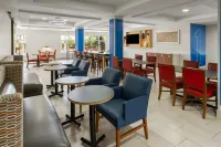 Holiday Inn Express & Suites NEW IBERIA-AVERY ISLAND by IHG - breakfast