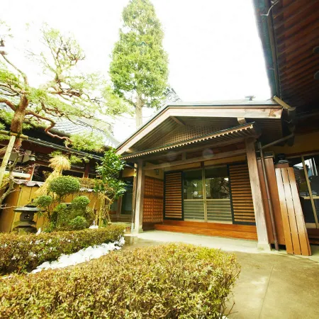 Zenkoji Temple Yakuoin Отели рядом с достопримечательностью «Храм Зенкоджи»