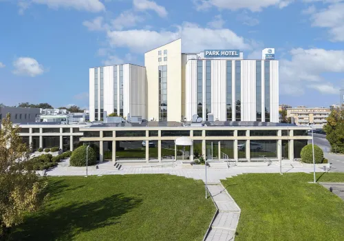 Best Western Park Hotel - parking