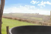 溫馨質樸小屋，配有熱水浴缸和鄉村景觀 - Wi-Fi