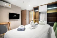 Bormes 2BR Suite at Sea Heaven Naithon Beach Hotel di Pantai Nai Yang / Nai Ton