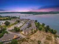 Treasured Lake Views - 2 Patios - 3-Star