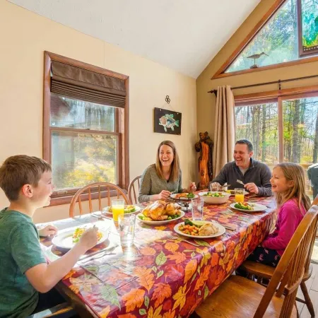 Family-friendly Home w Hot Tub Fire Pit Games