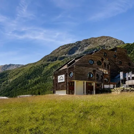 Blu Hotel Senales Zirm-Cristal