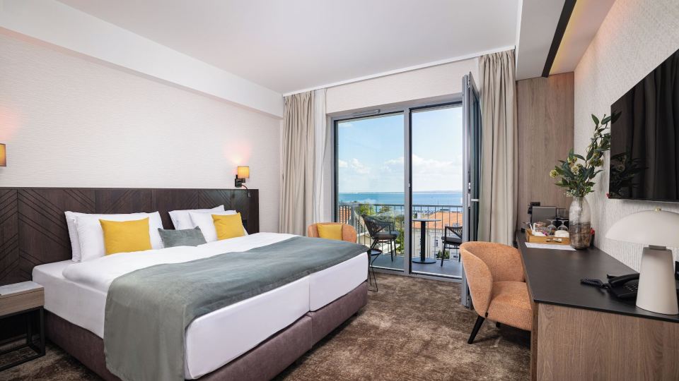 Montello Hotel