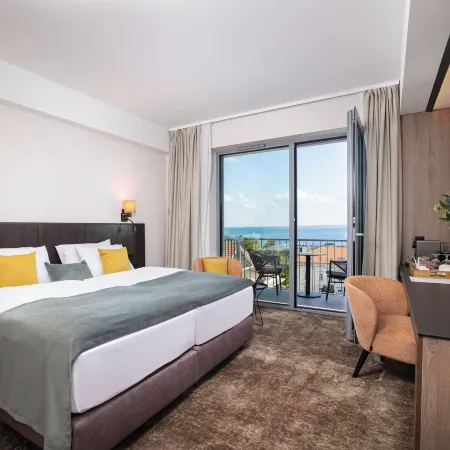 Montello Hotel