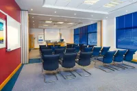 Holiday Inn Express MILTON KEYNES by IHG - Wifi