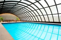 The Westin Peachtree Plaza, Atlanta - Pools