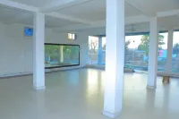 Hotel CM Plaza - 2-Star