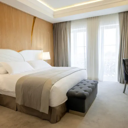 Tresor Le Palais Timisoara, Curio Collection by Hilton