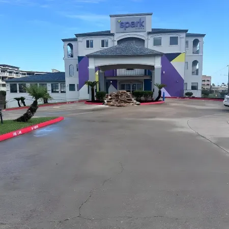 Spark by Hilton Galveston