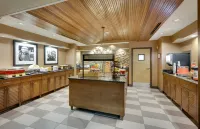 Hampton Inn & Suites Mooresville/Lake Norman - Parkering