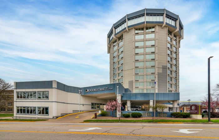 DoubleTree by Hilton Hotel Jefferson City