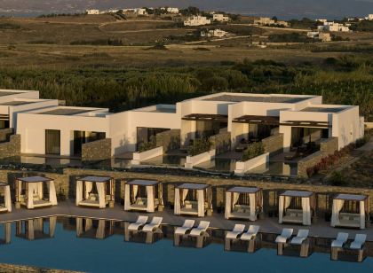 Orosea, Paros, Autograph Collection