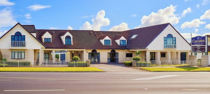 Camelot on Ulster Hotels in Hamilton