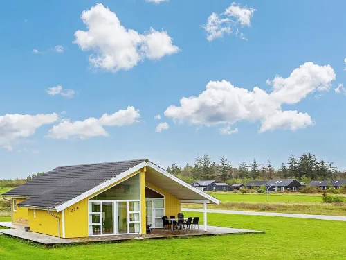 10 person holiday home in Brovst-By Traum - Wifi