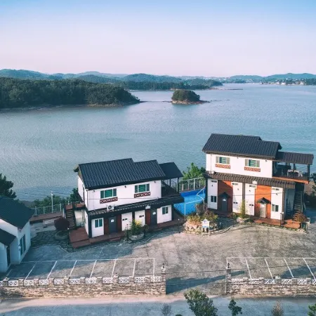 Sacheon Haewoolim Pension