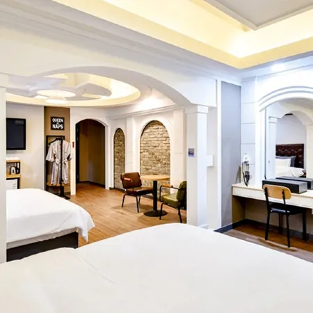Instar Hotel Yangsan
