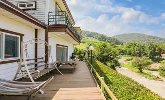 Tongyeong Yeonji Pension