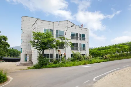 Taean Yeonpo Stay Отели в г. Тхэан