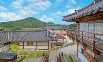 Gyeongju Heyum Pension