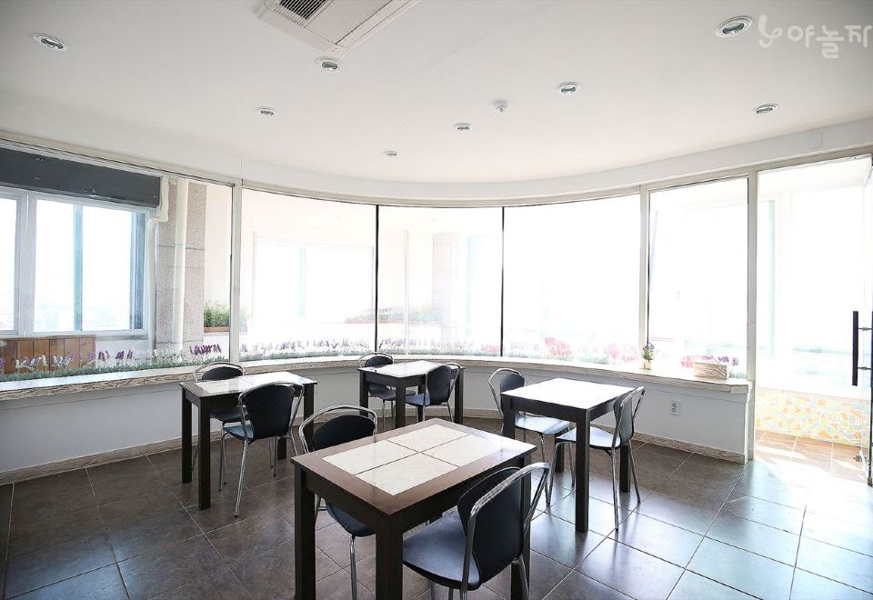 청주 비지니스호텔 본