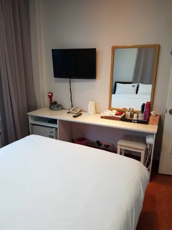 Yeongdeok Goraebul Отели рядом с достопримечательностью «Koraebul-haesuyokchang»